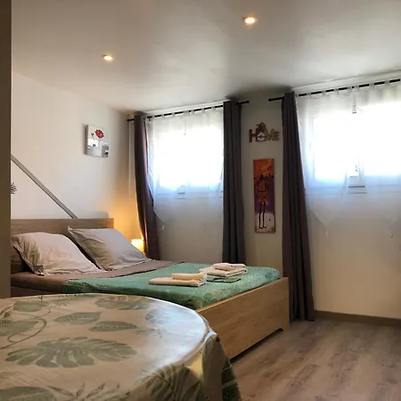 Nid Douillet Lorientais Guest house *
